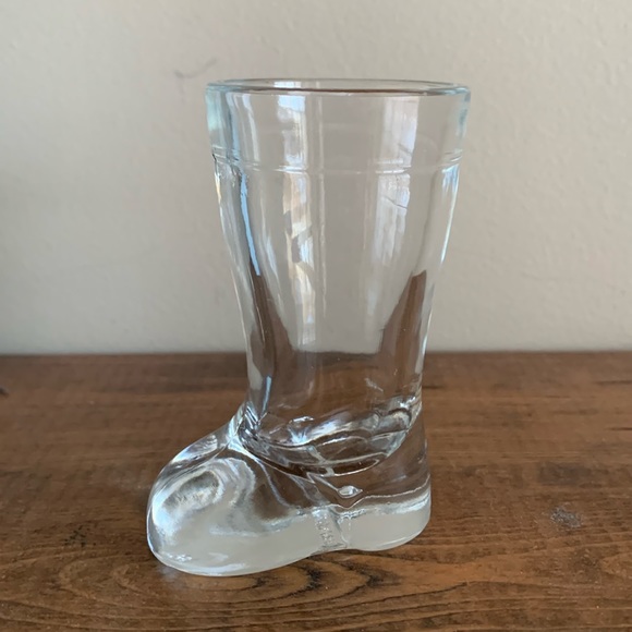 Boot Shot Glass- Small Clear Glass Boot Decoration Collection Barware Santa - Picture 3 of 13